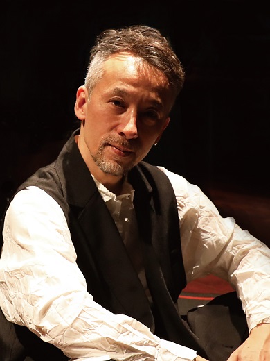 Percussion: Kenji Yoshiura